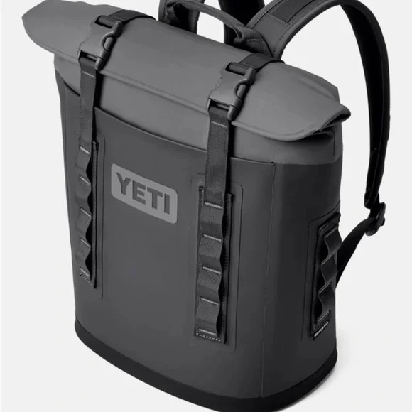 Yeti-M12 BACKPACK SOFT COOLER - Picture 6 of 8